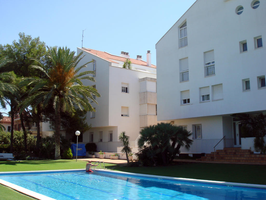 Apartamentos Sunway Talaia Sitges Exterior photo